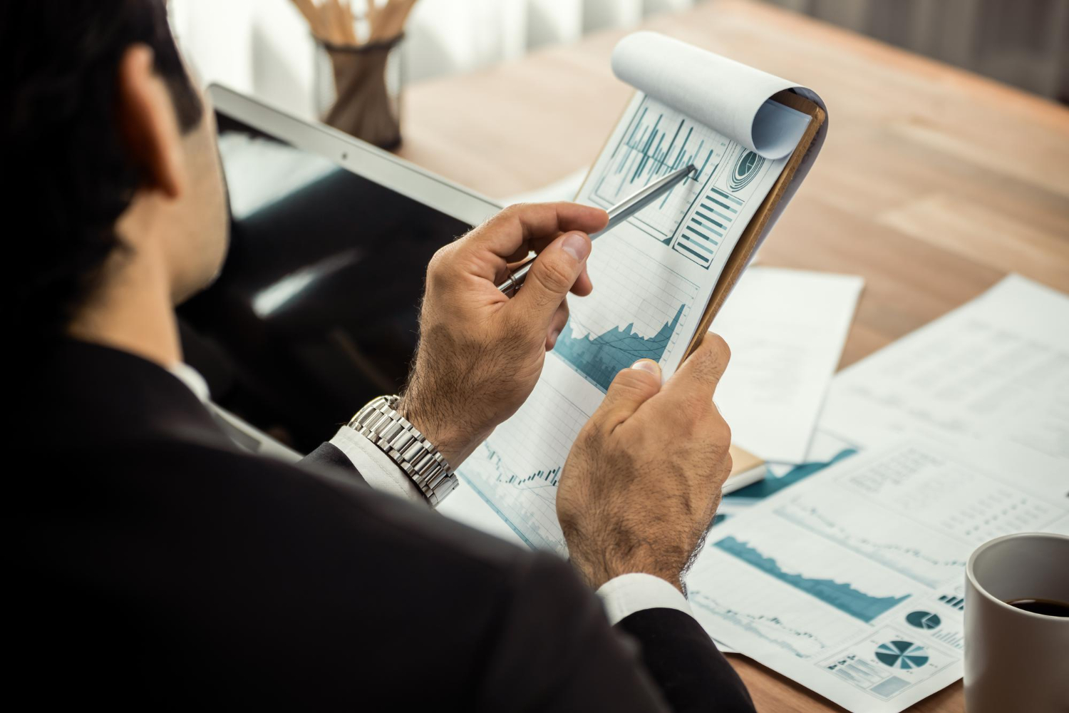 Como declarar lucros de empresa no IRPF 2025