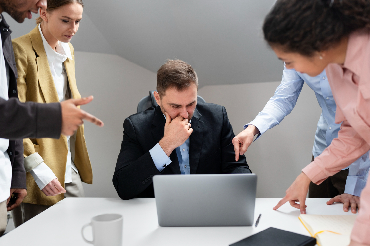 Vai abrir uma empresa? 5 cuidados para começar sem erros fiscais